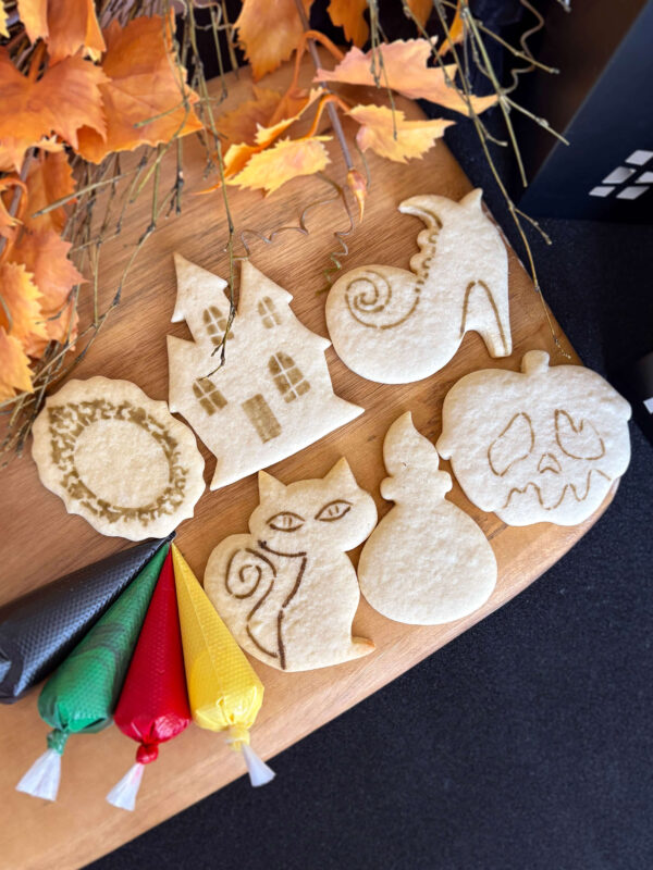 October cookie decorating class